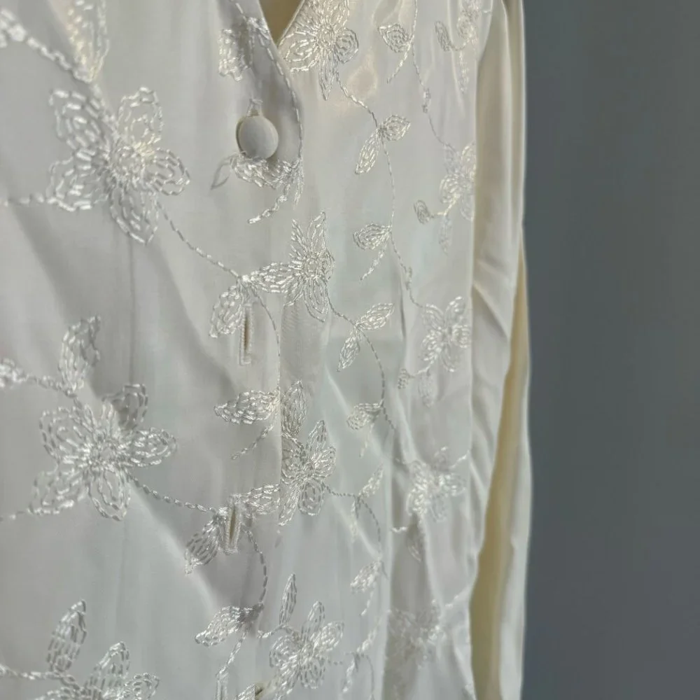 Vintage New York City‎ Design Co Cream Embroidered Blouse - Size 6 - Picture 7 of 8